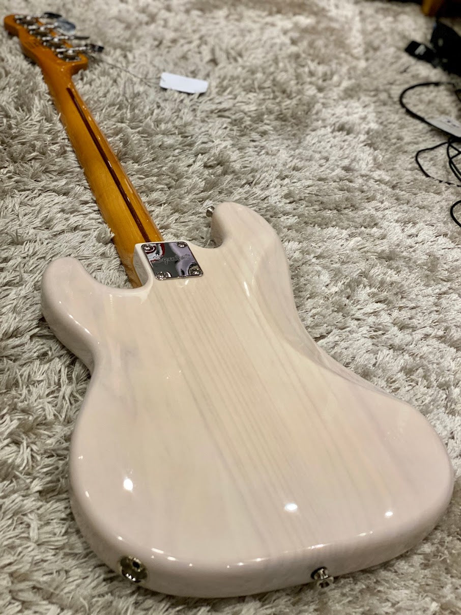Squier Classic Vibe Precision Bass 50s Maple Neck in Blonde