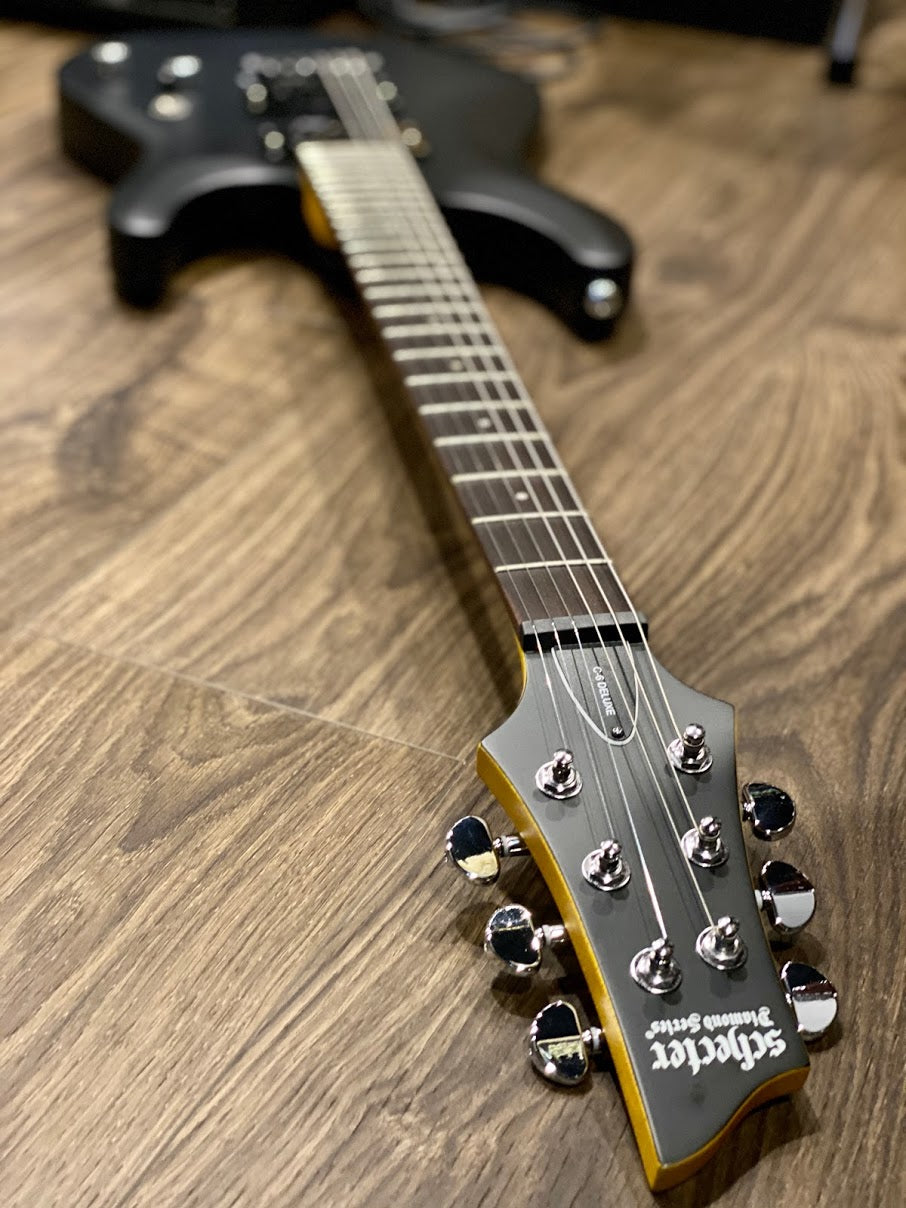 Schecter C-6 Deluxe in Satin Black