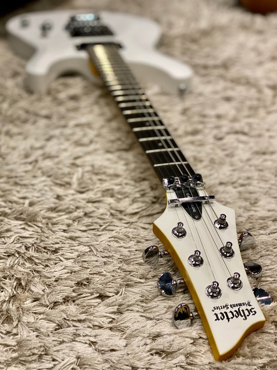 Schecter C-6 Deluxe FR in Satin White