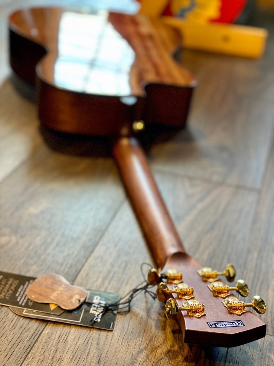 Cort Gold OC6 NAT Acoustic Electric Full Solid in Natural