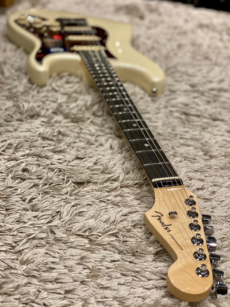 Fender American Elite Stratocaster HSS Shawbucker with Ebony FB in Olympic White