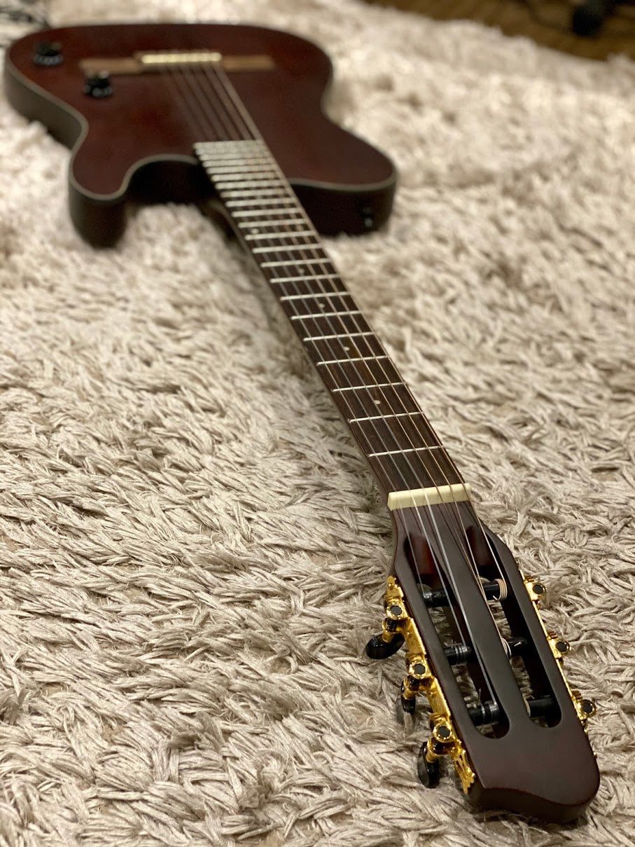 SQOE Spain SEGD-600 Nylon Electric Guitar with Piezo in Natural Matte Mahogany