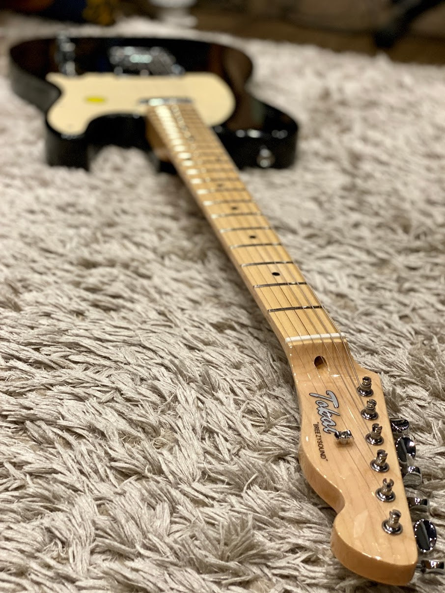 Tokai ATE-52 BB/M Breezysound 2020 in Black with Maple FB