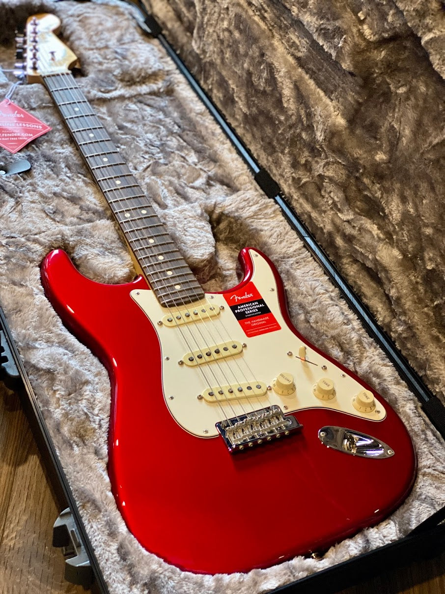 Fender American Professional Stratocaster with Rosewood FB in Candy Apple Red