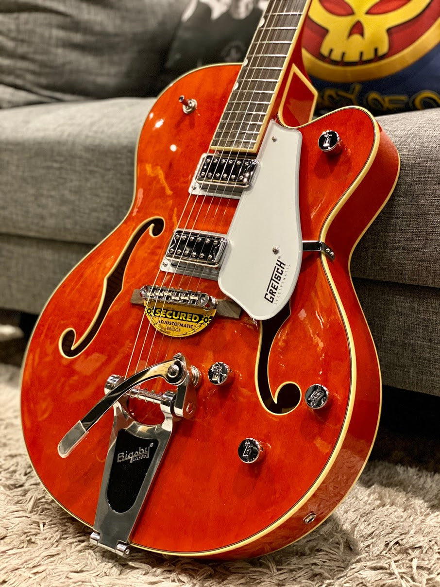 Gretsch G5420T ตัวเครื่องกลวงแบบไฟฟ้าสี Orange Stain