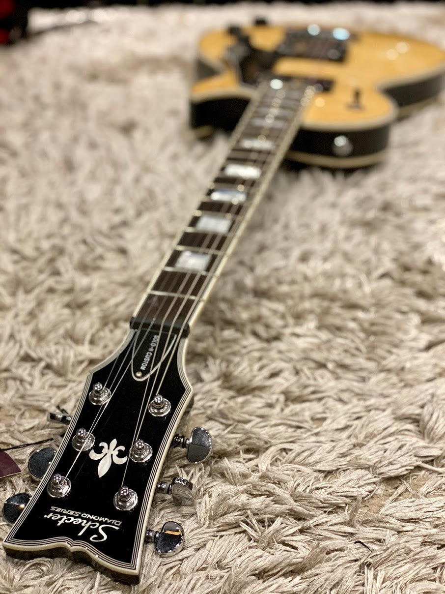 Schecter Solo-II Custom in Gloss Natural