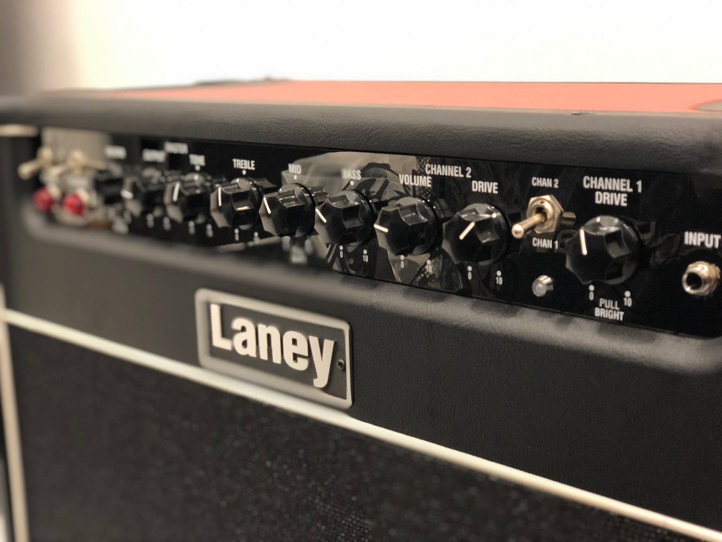 Laney GH30R-112 30W 1x12 Tube Guitar Combo Amplifier in Black and Red