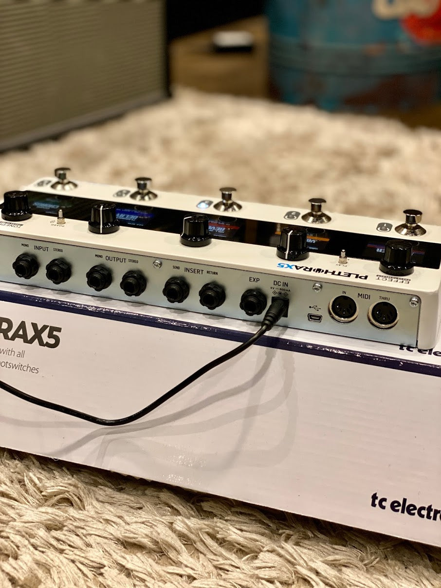TC Electronic PLETHORA X5 TonePrint Multi-FX Pedalboard