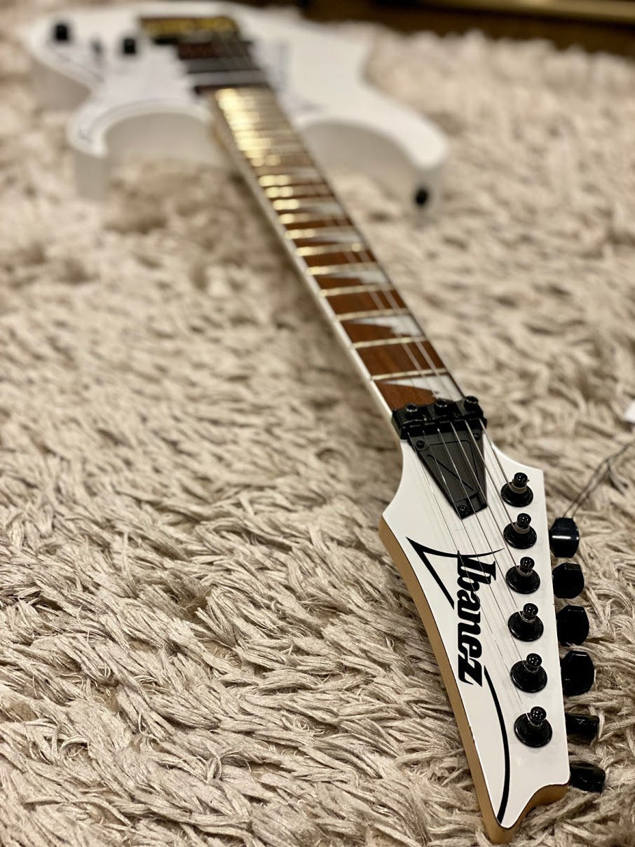 Ibanez RG350DXZ Electric Guitar in White