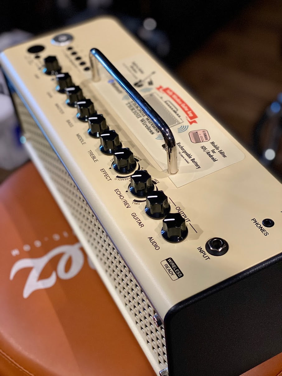 Yamaha THR10 II - 20-watt 2x3 inch Modeling Combo