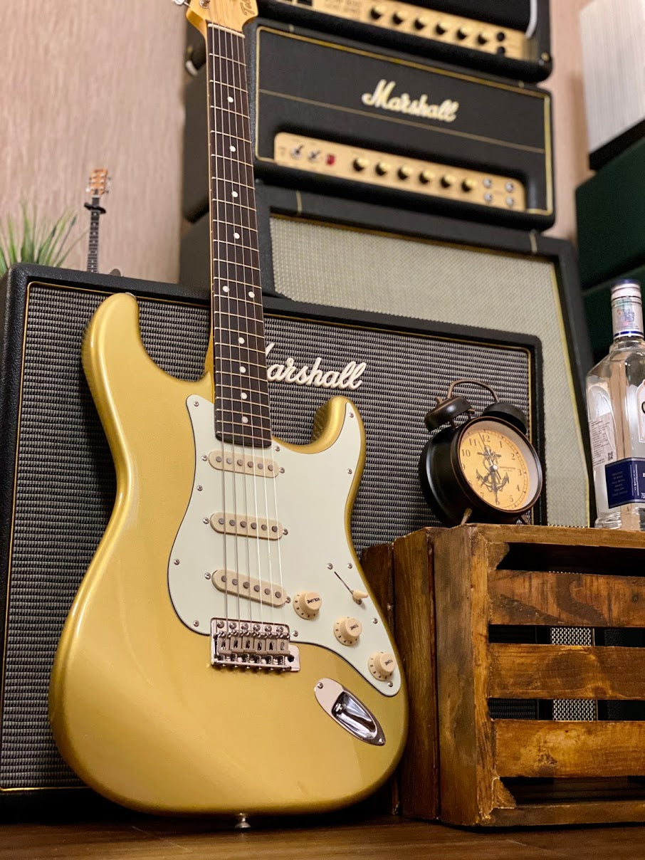 Tokai AST-95 SGO/R Goldstar Sound Vintage Series Japan - Shoreline Gold with Rosewood FB