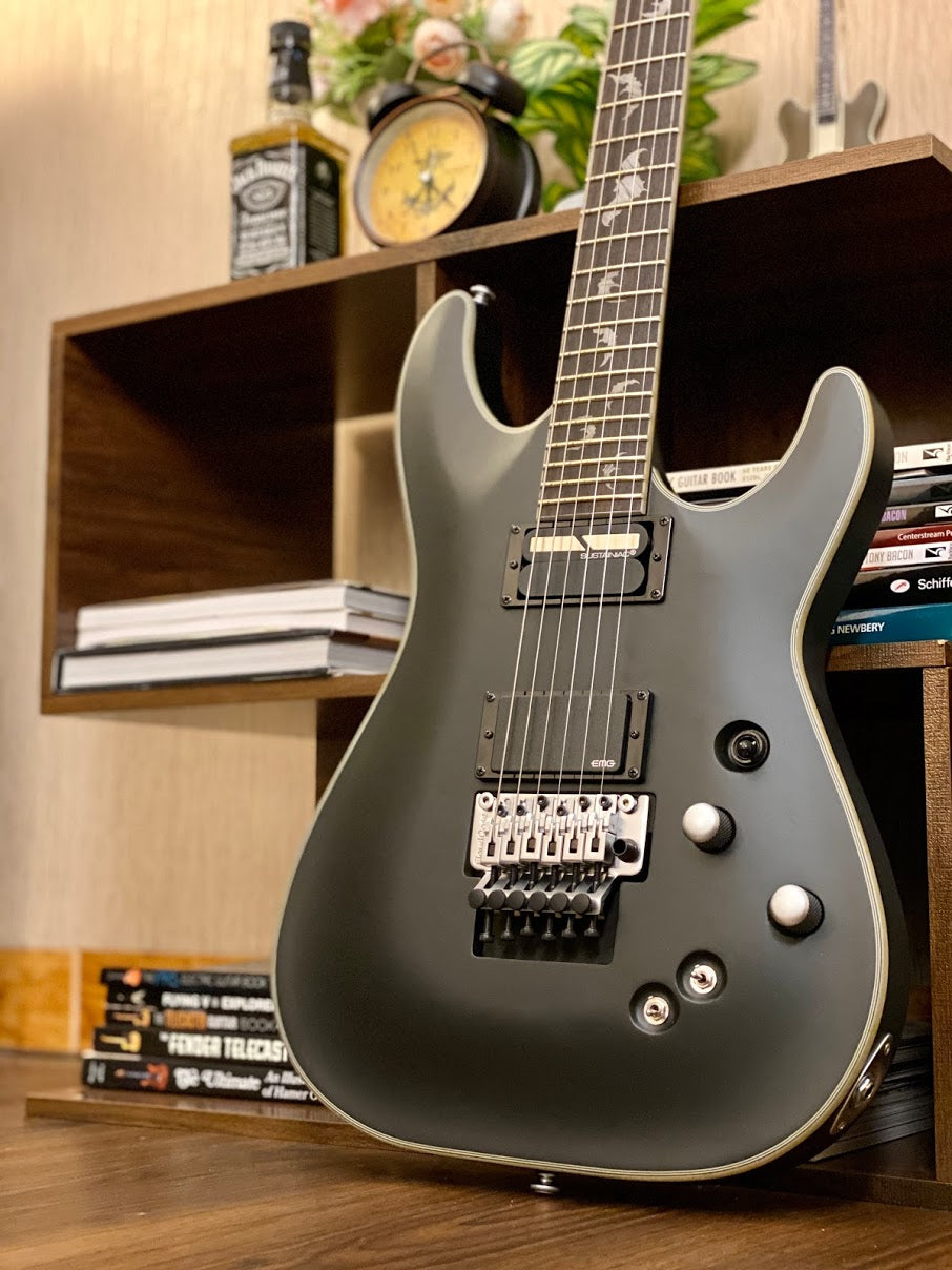 Schecter Damien Platinum 6 FR Sustainiac Stealth Black
