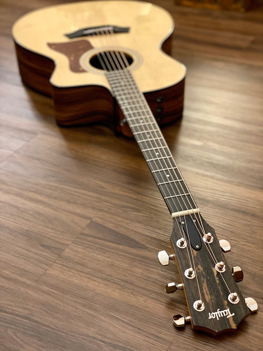 Taylor 214ce Plus Acoustic-Electric in Natural