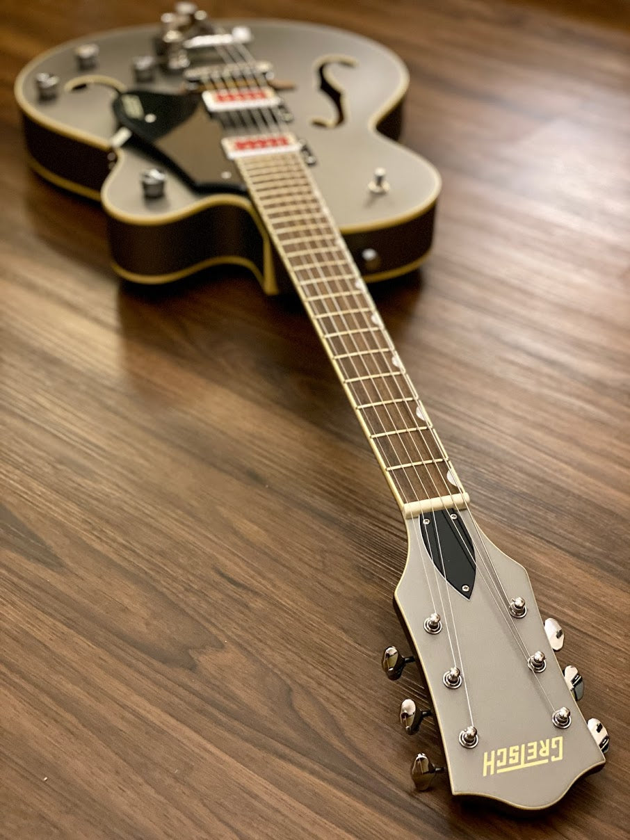 Gretsch G5410T Electromatic Rat Rod Hollowbody in Matte Phantom Metallic