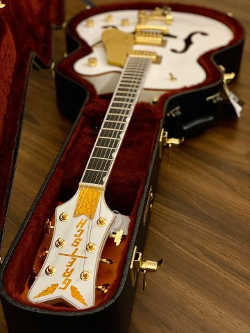 Gretsch G6136T White Falcon Players Edition with Bigsby
