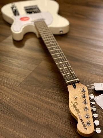 Squier Affinity Series Telecaster พร้อม Laurel FB สี Olympic White