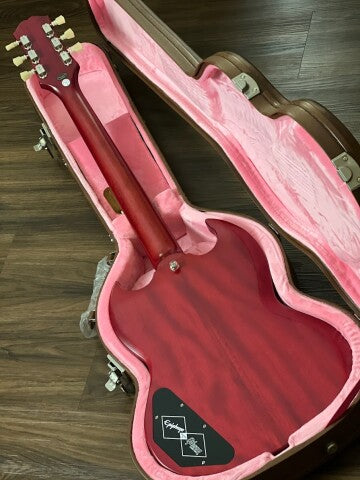 Epiphone 1961 Les Paul SG Standard Inspired by Gibson Custom 60th Anniversary in Aged Sixties Cherry
