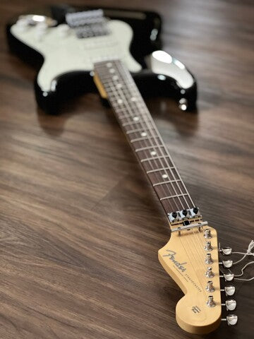 Fender Japan Limited Edition Stratocaster Floyd Rose พร้อม RW FB สีดำ