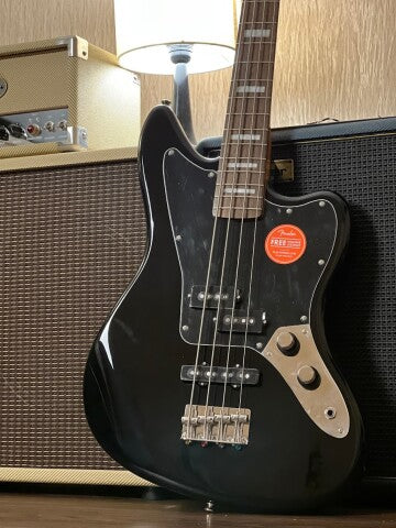 Squier Classic Vibe Jaguar Bass with Laurel FB in Black