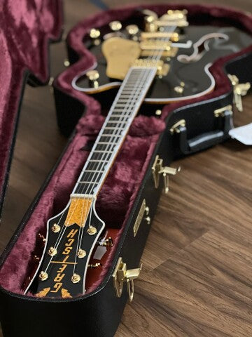 Gretsch G6136T-BLK Players Edition Falcon with String-Through Bigsby Hollowbody in Black
