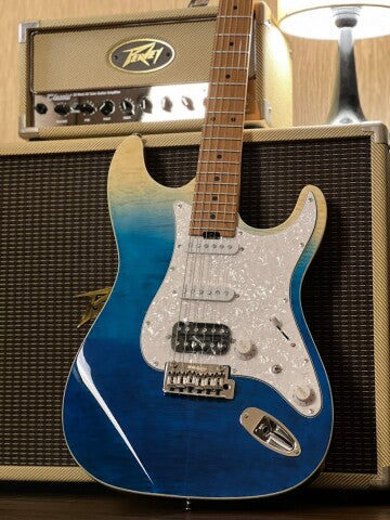 SQOE SEIB900 HSS Roasted Maple Series in Caribbean Fade Surf