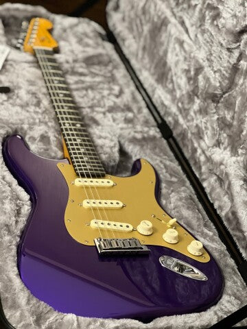 Fender Limited Edition American Ultra Stratocaster in Plum Metallic with Ebony Fingerboard