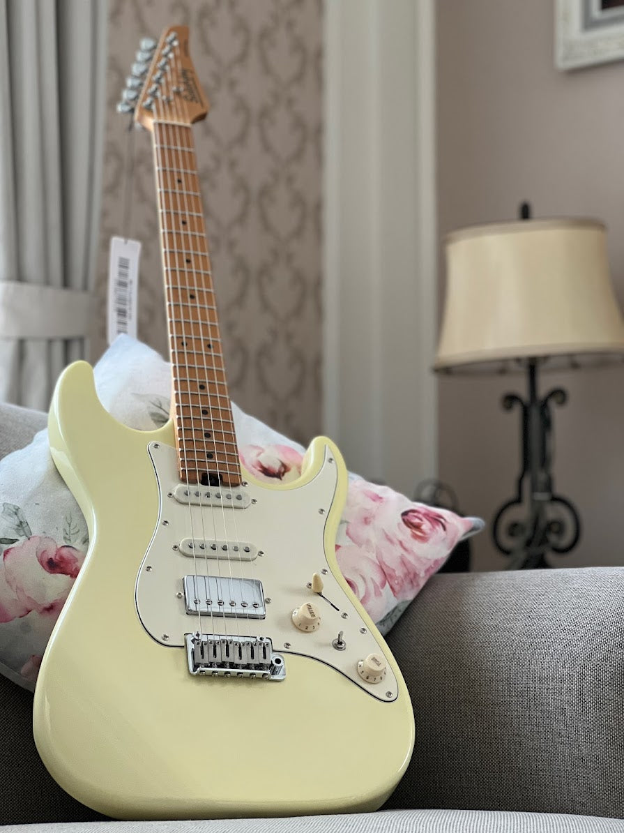 Soloking MS-11 Classic MKII with Roasted Maple FB in Vintage White