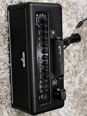 Boss Katana Air - แอมป์กีต้าร์ไร้สาย 20/30 วัตต์