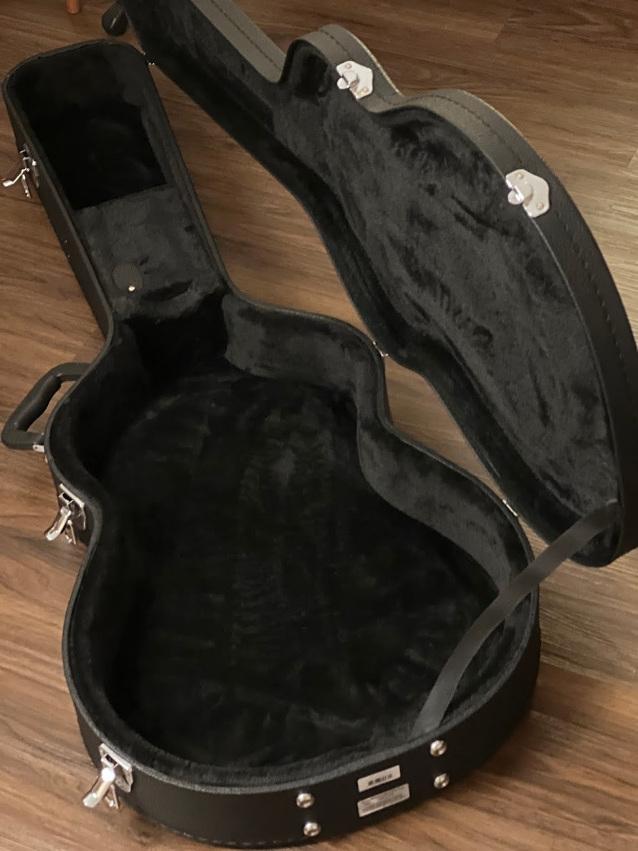 Gretsch G2622T Streamliner Centre Block Electric Guitar Hardcase Black