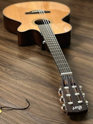 Cort CEC 7 NAT Acoustic Electric Nylon in Natural