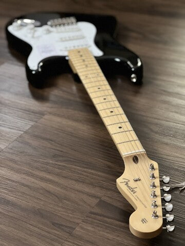 Fender Japan Traditional II 50s Stratocaster พร้อม Maple FB สีดำ