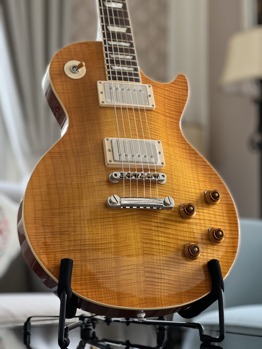 Tokai Love Rock Custom Shop LS-200F 5A HB Premium Series 5A Solid Flame Top in Honeyburst