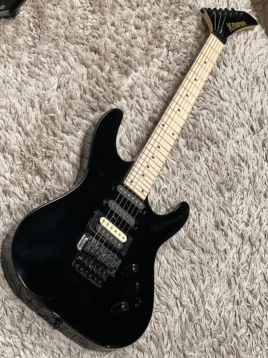 Kramer Striker HSS in Ebony