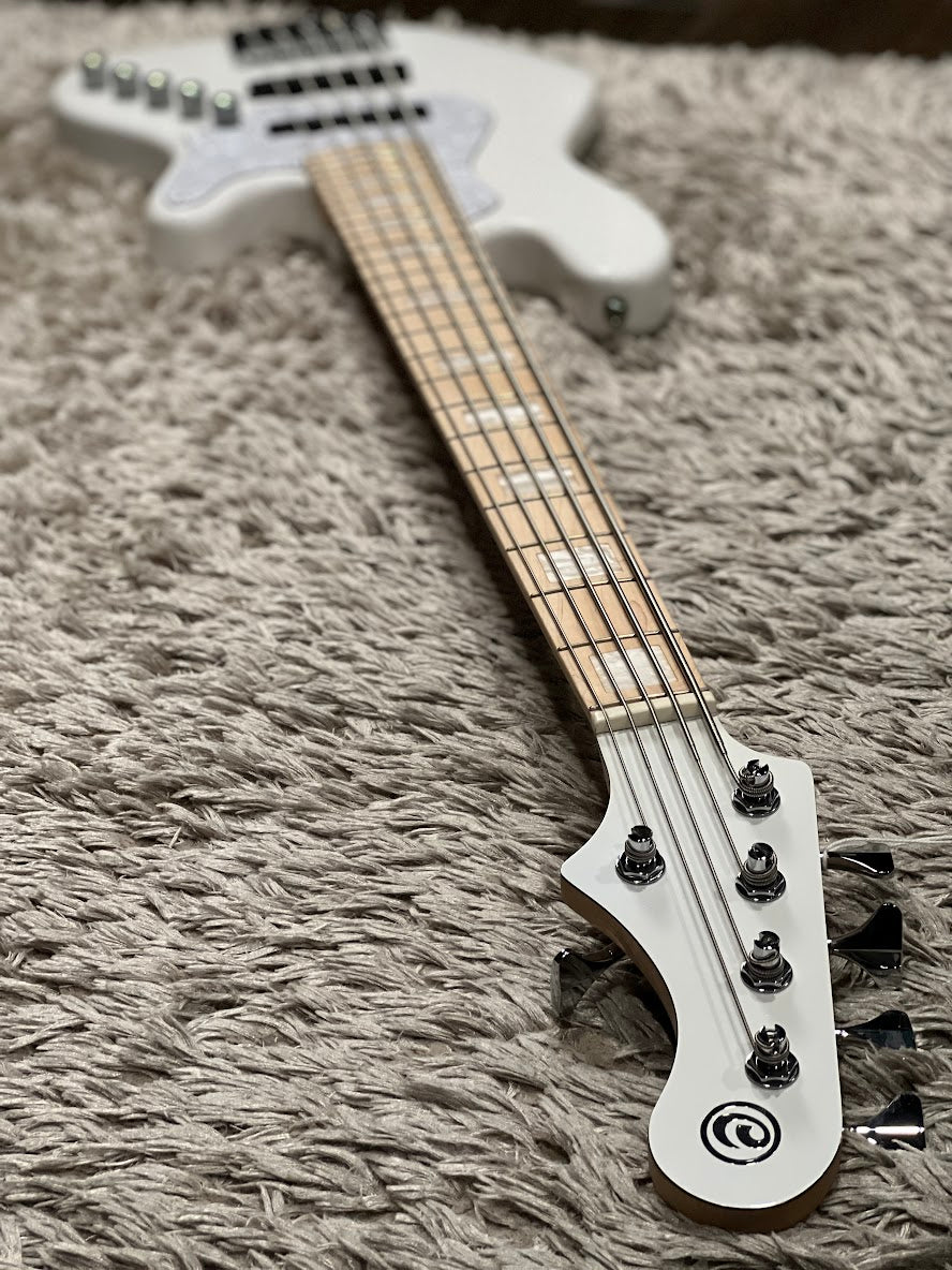 Cort Elrick NJS 5 in White