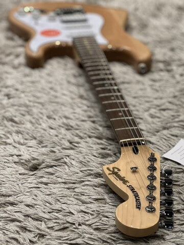 Squier FSR Affinity Series HSS Stratocaster พร้อม Laurel FB สีธรรมชาติ