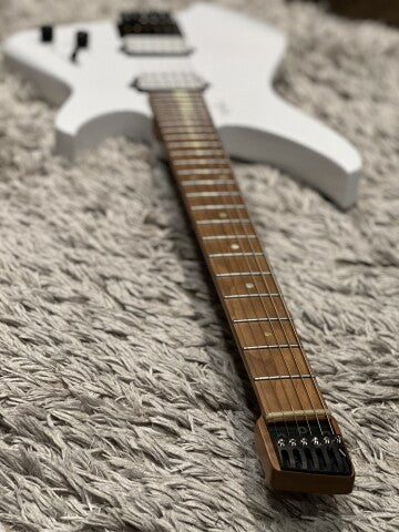 Aguda Musicboy in Gloss White