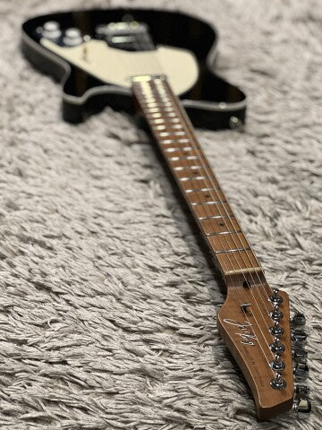 Aguda Jerry King Telegraph Road in Black