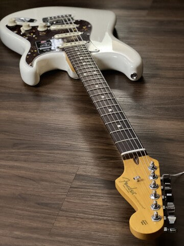 Fender American Professional II Stratocaster With Rosewood FB In Olympic White