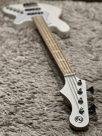 Cort Elrick NJS 4 สีขาว