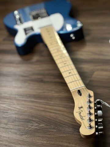 Fender Limited Edition Player Telecaster with Maple FB in Lake Placid Blue