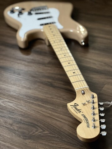 Fender Japan Limited International Color Stratocaster with Maple FB in Sahara Taupe
