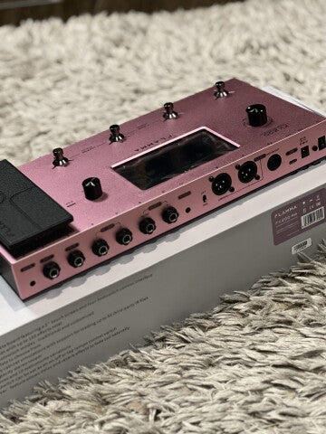 Flamma FX200 Guitar Multi Effects in Pink