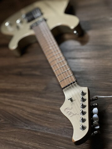 Cort G300 PRO in Metallic Gold with Seymour Duncan Pickups