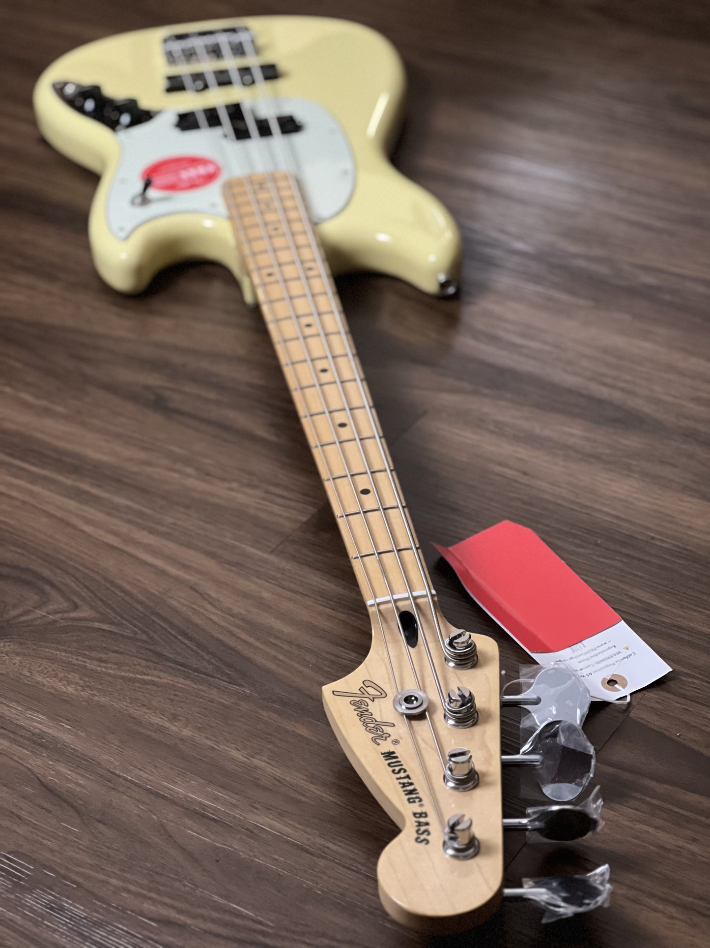 Fender Limited Edition Player Mustang Bass PJ Guitar with Maple FB in Canary Yellow