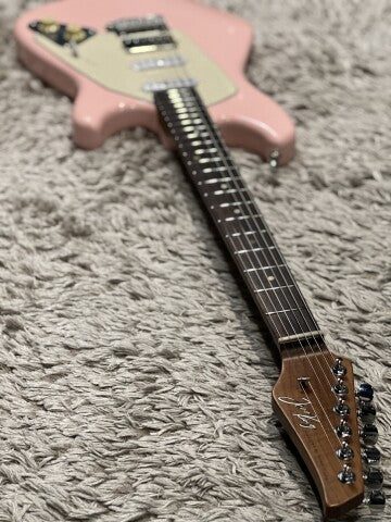 Aguda Jerry king Steam Tone 1981 in Shell Pink