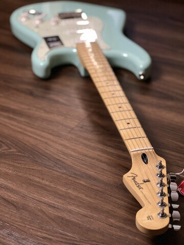 Fender Limited Edition Player Stratocaster with Maple FB in Surf Green
