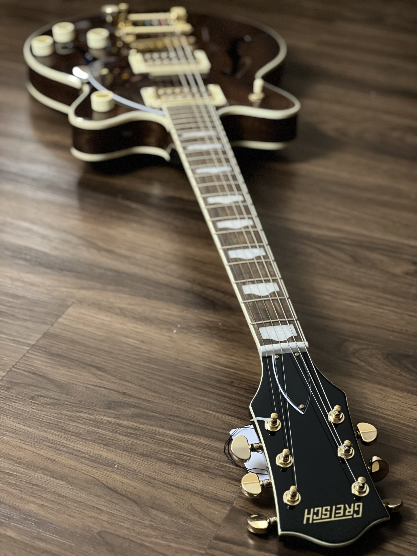 Gretsch FSR G2657TG Streamliner Center Block Junior พร้อม Bigsby ใน Imperial