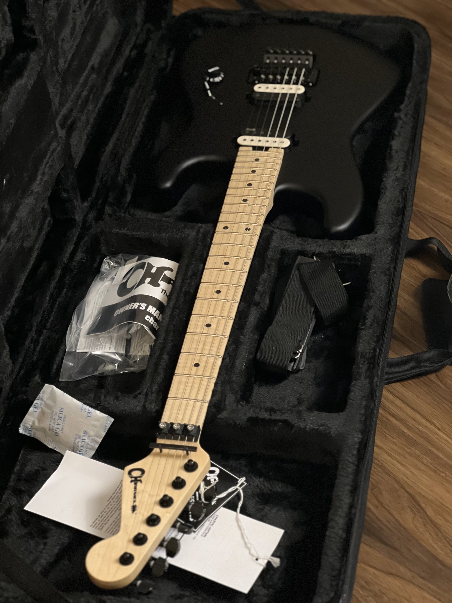 Charvel Jim Root Signature Pro-Mod San Dimas Style 1 HH Floyd Rose in Satin Black