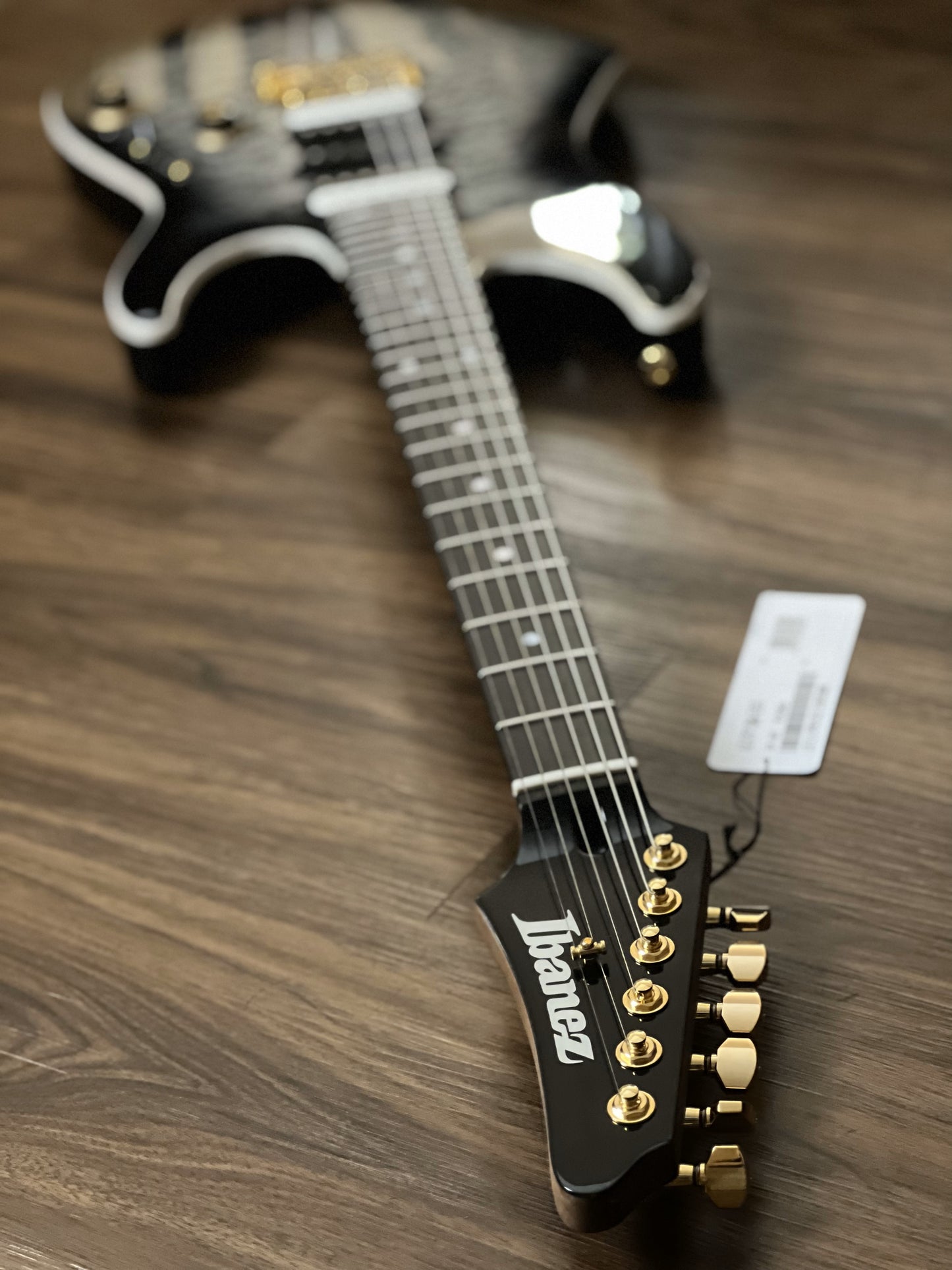 Ibanez Premium AZ47P1QM-BIB w/Case in Black Ice Burst