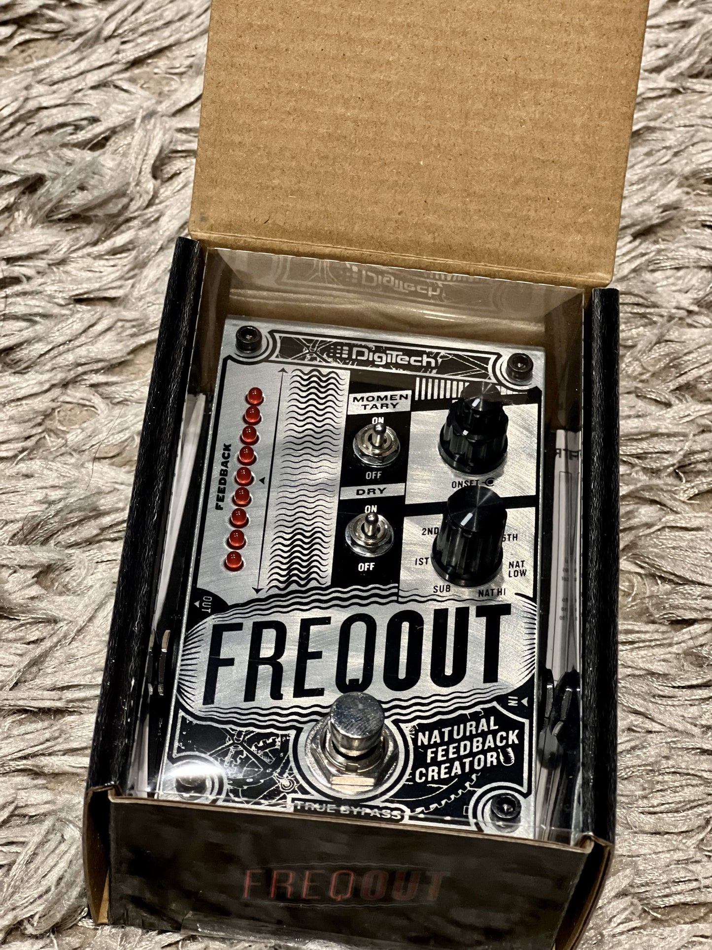 Digitech Freqout-V-00 Natural Feedback Creator